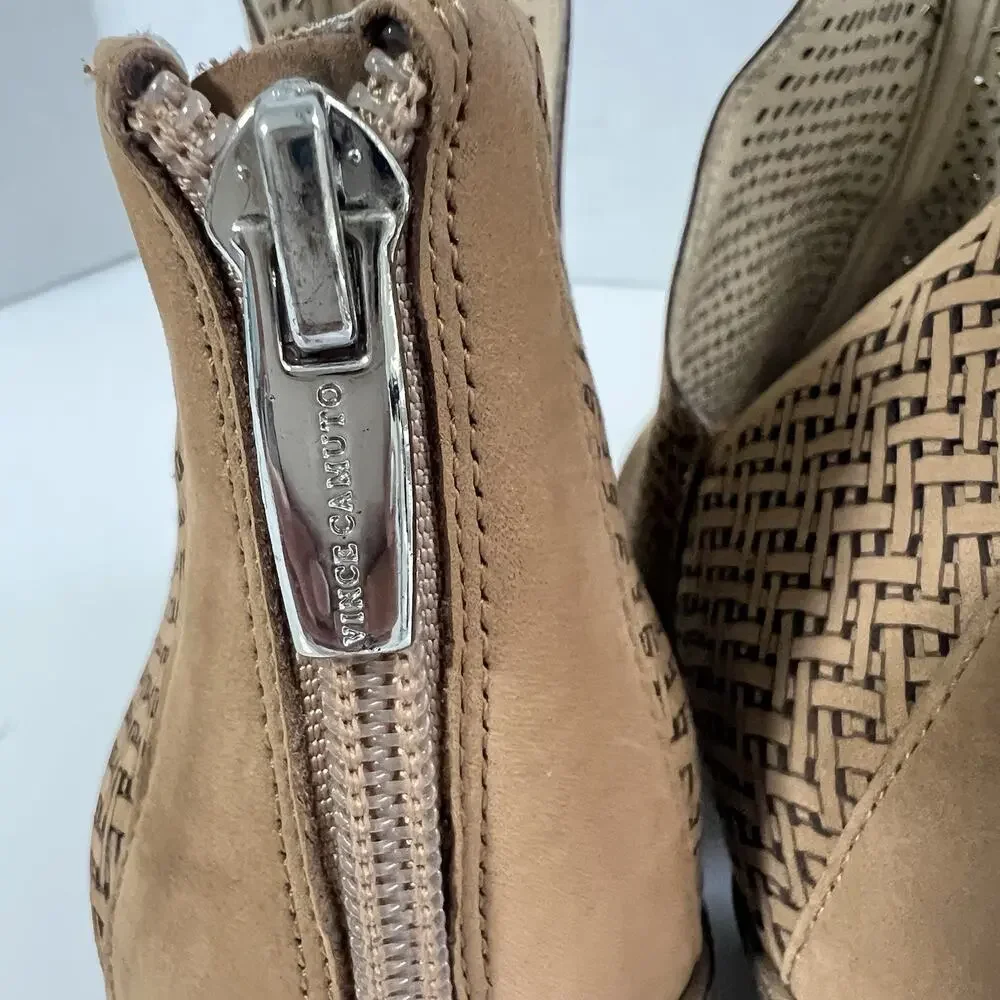 Vince Camuto Gibbela Perforated Woven Booties Tan Size 11 Zip Back Pointy Wester